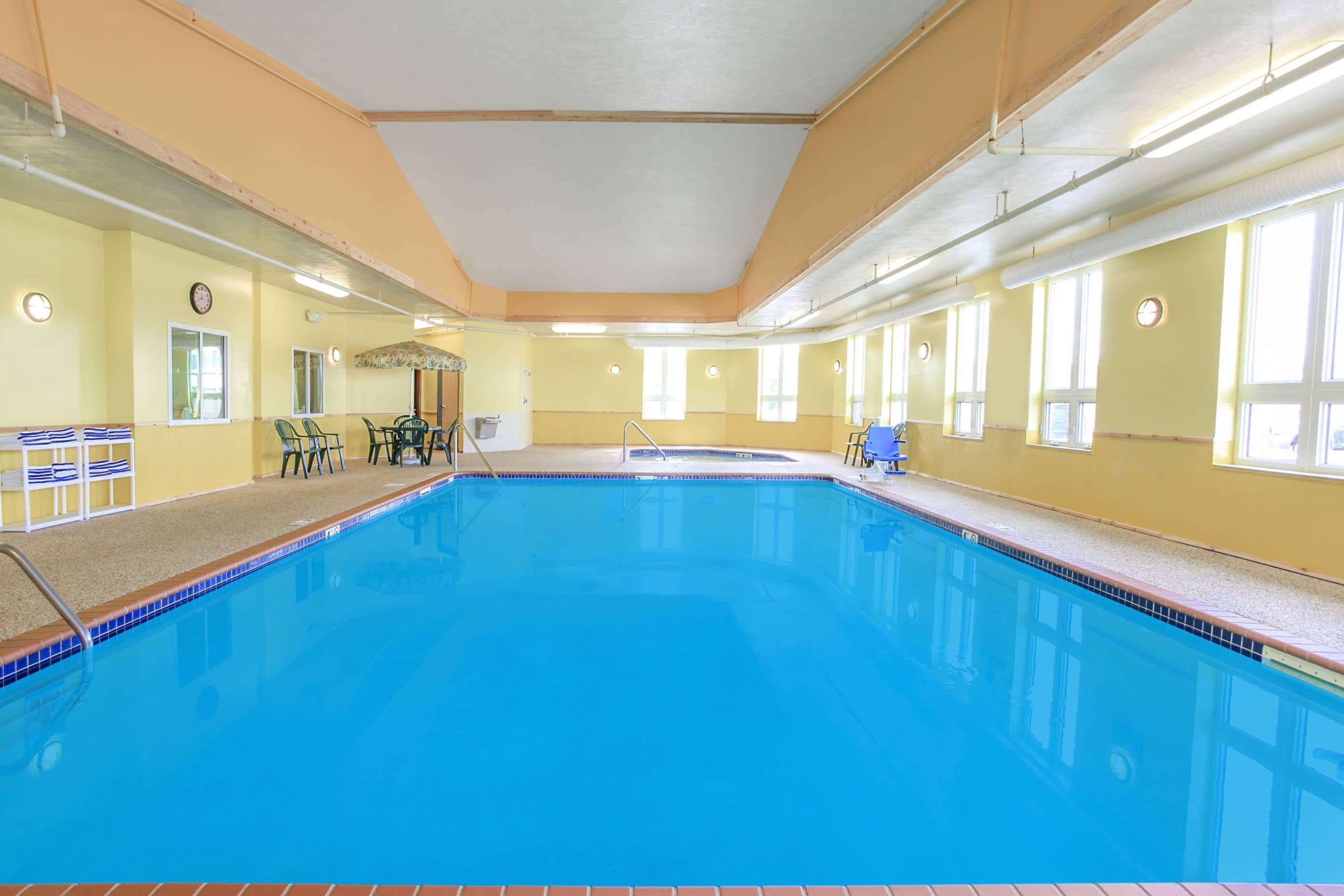 Hotel Super 8 By Wyndham Sault Ste. Marie Exterior foto